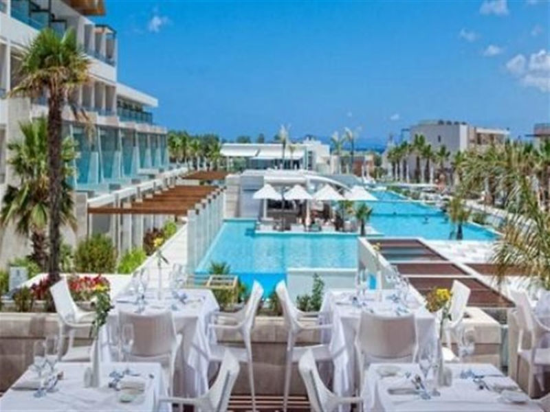 Avra Imperial Beach Resort & Spa
