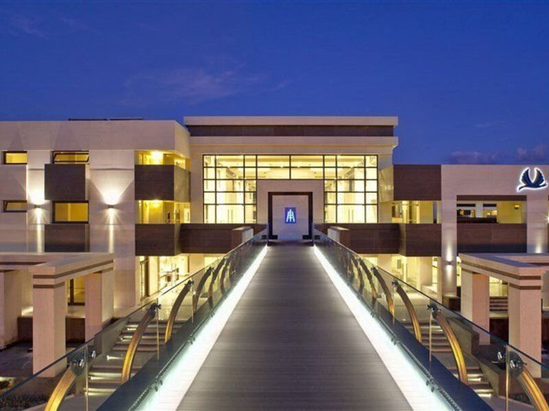 Avra Imperial Beach Resort & Spa