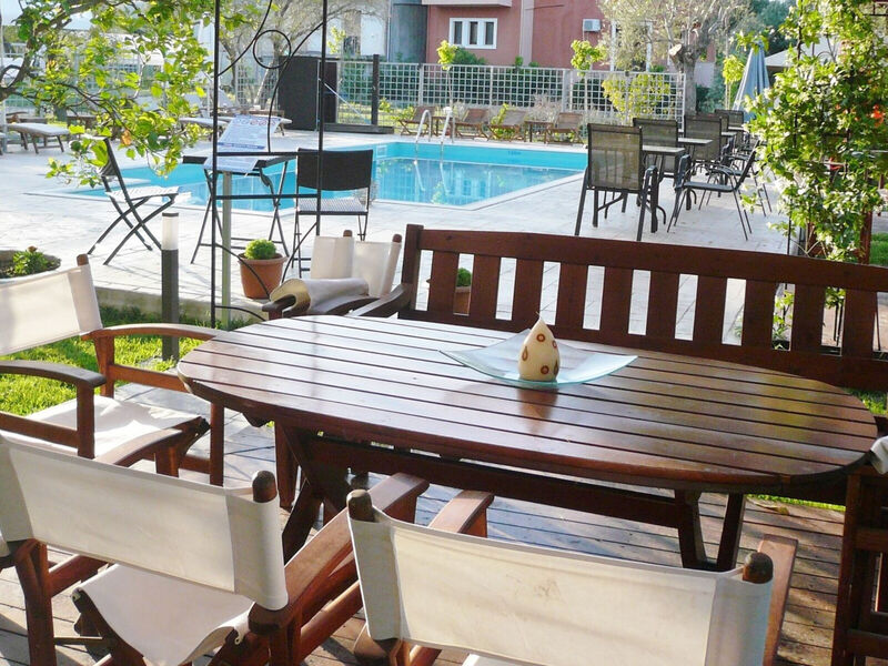 Avra Hotel