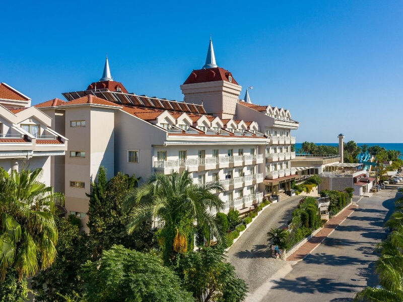 Aydinbey Famous Resort
