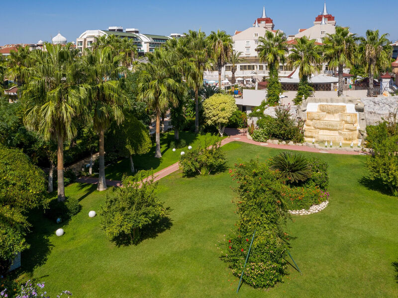 Aydinbey Famous Resort