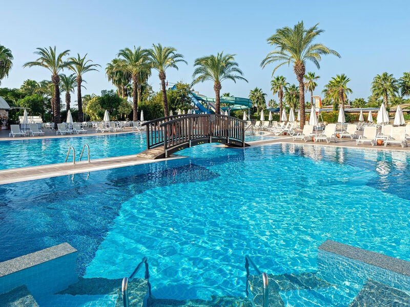 Aydinbey Famous Resort