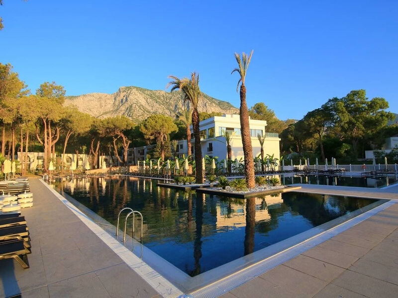 Aydinbey Siu Collection