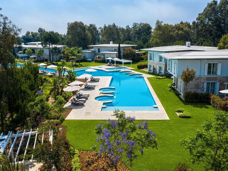 Azure Villas By Cornelia