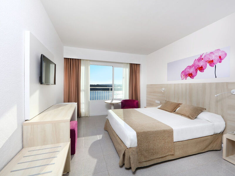 Bahia Principe Sunlight Coral Playa