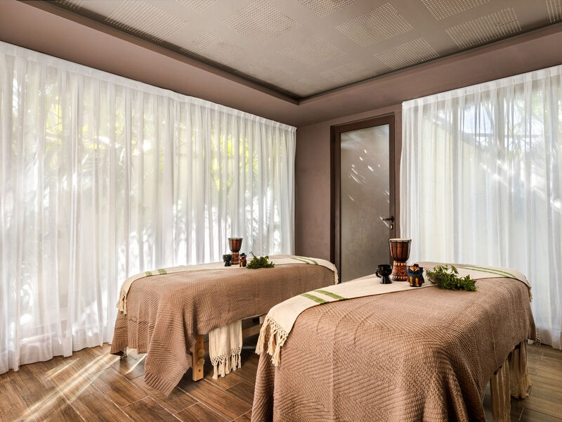 Bahia Principe Grand Tequila