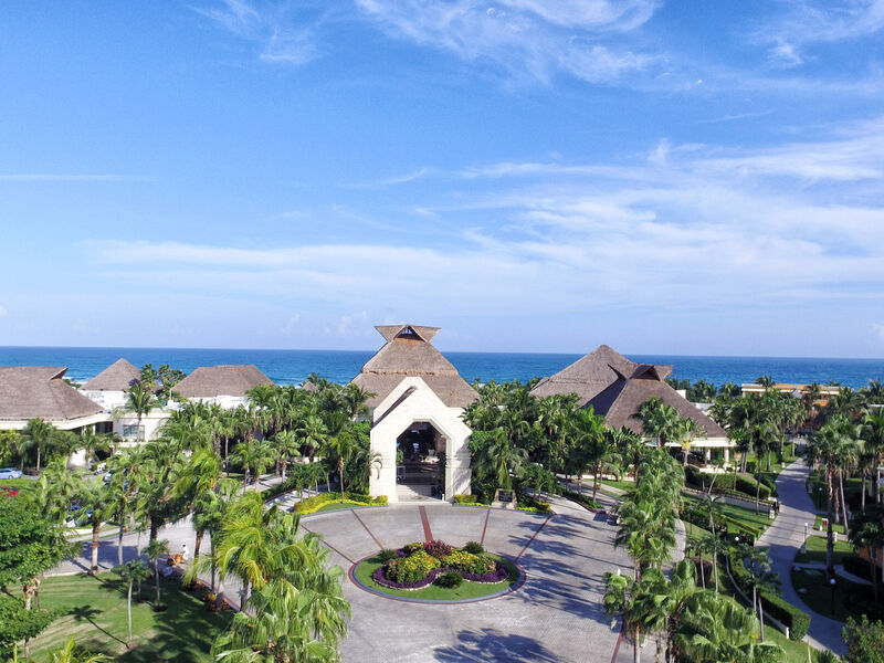 Bahia Principe Luxury Akumal