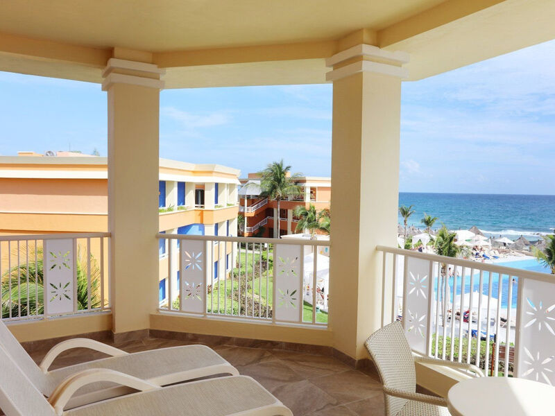 Bahia Principe Luxury Akumal