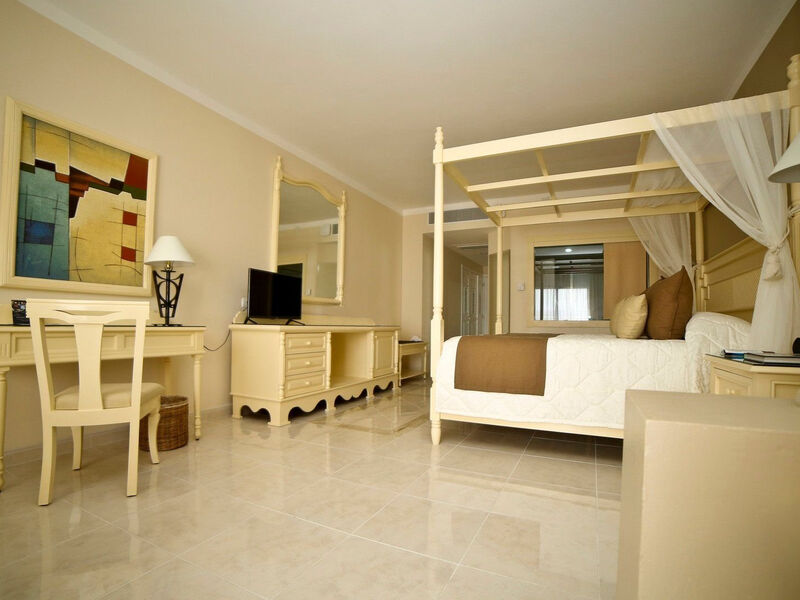 Bahia Principe Luxury Akumal