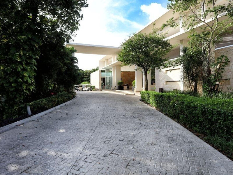 Bahia Principe Luxury Sia