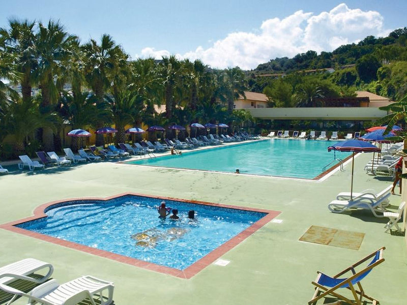 Baia Delle Sirene Beach Village