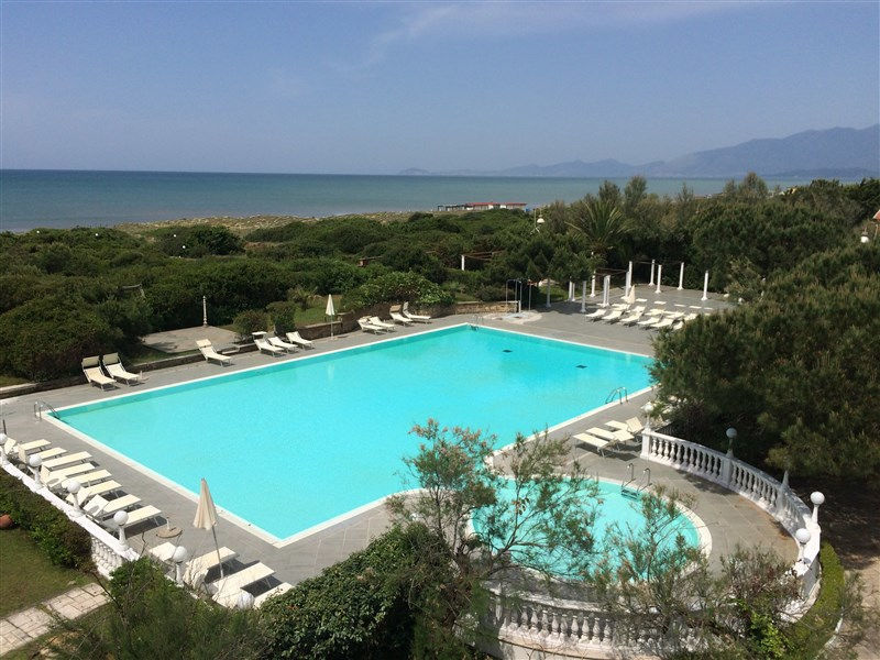 Baia Domizia Palace