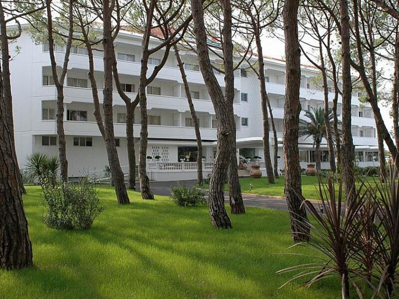 Domizia Palace