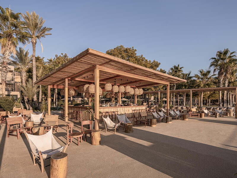 Balmy Beach Resort