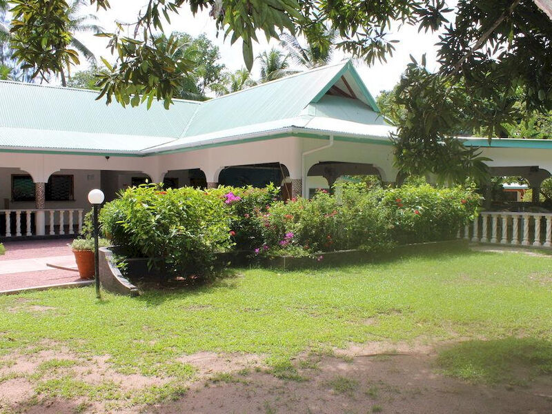 Bamboo Chalets