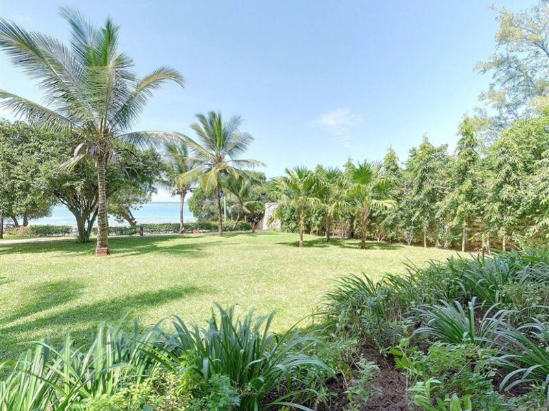Baobab Beach Resort & Spa