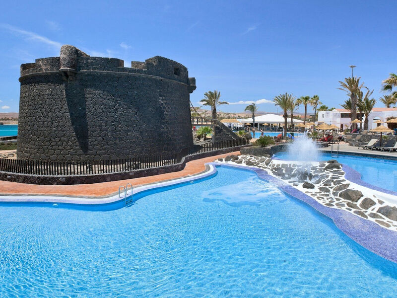 Barcelo Castillo Beach Resort