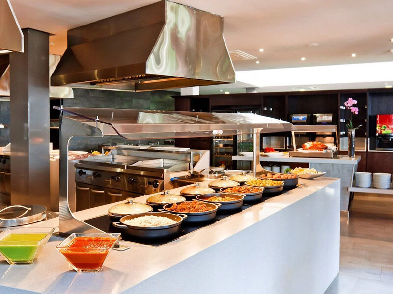 Barcelo Castillo Beach Resort