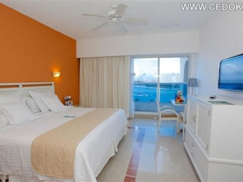 Barceló Costa Cancun