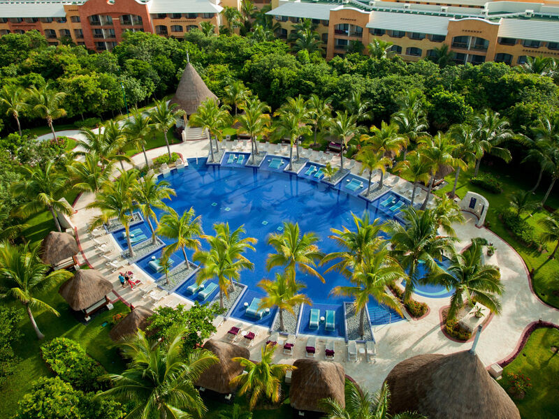 Barceló Maya Palace