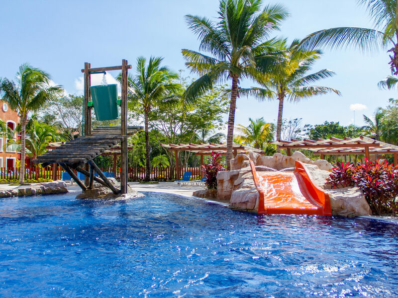 Barceló Maya Palace