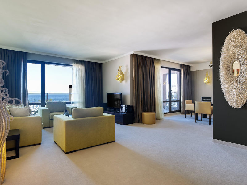 Barcelo Royal Beach