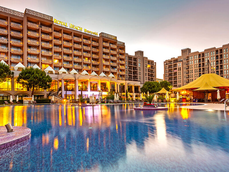 Barcelo Royal Beach