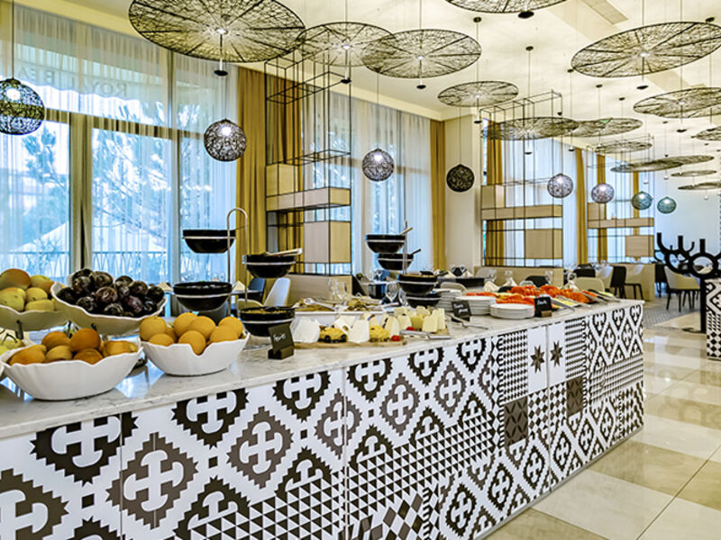 Barcelo Royal Beach
