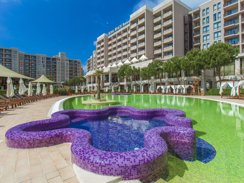 Barcelo Royal Beach