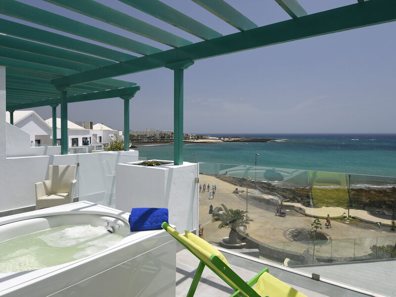 Barcelo Teguise Beach