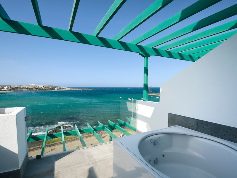 Barcelo Teguise Beach