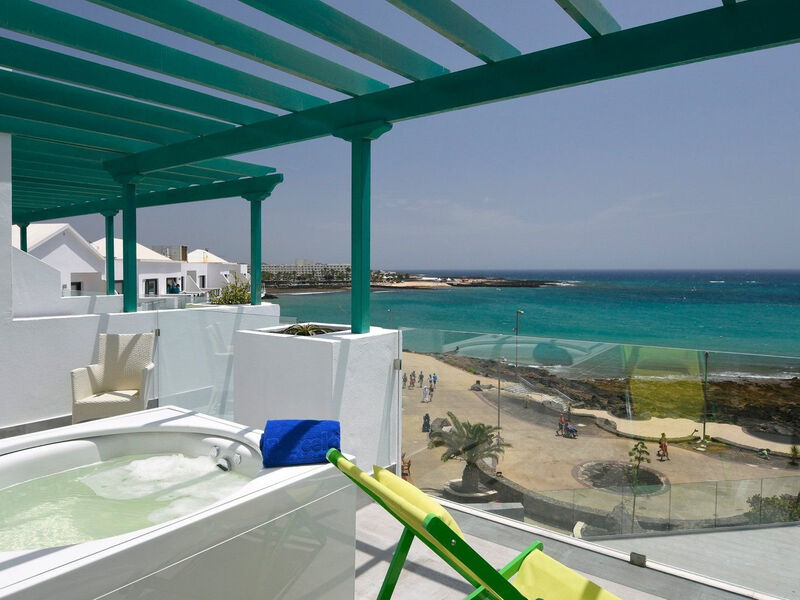 Barcelo Teguise Beach