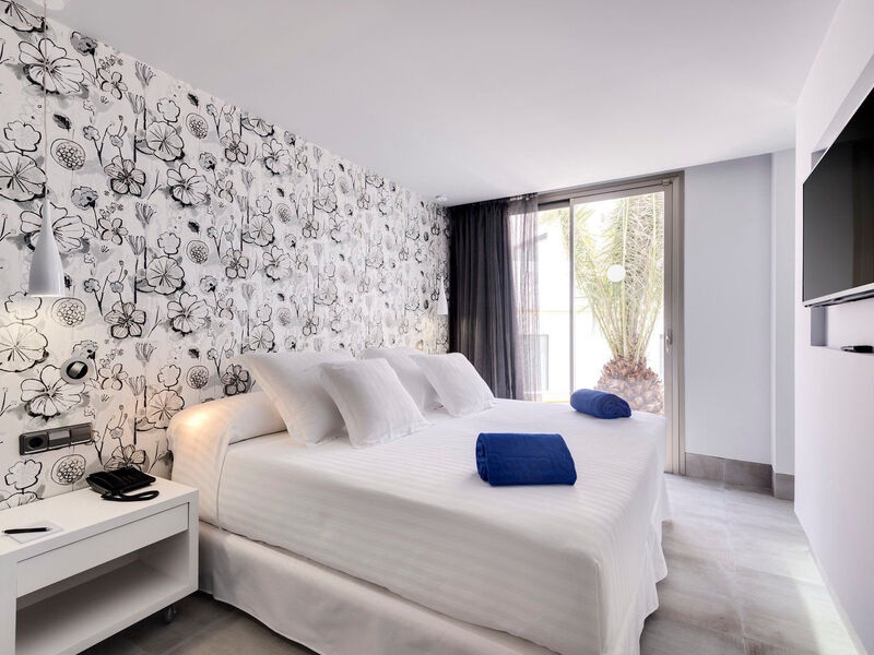 Barcelo Teguise Beach