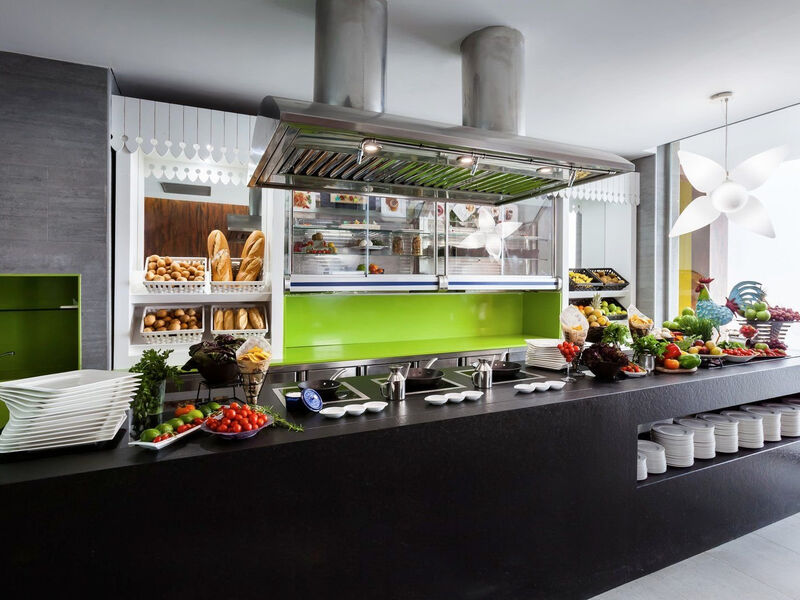 Barcelo Teguise Beach