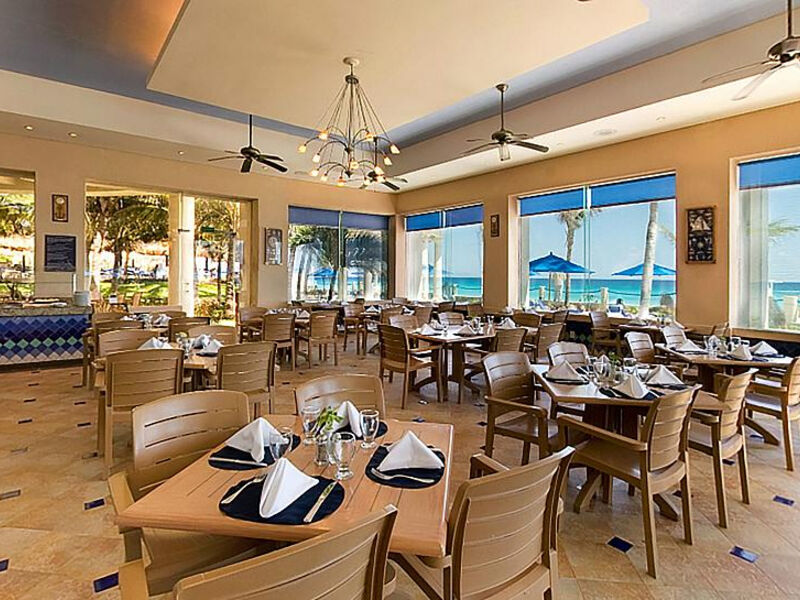 Barceló Tucancún Beach