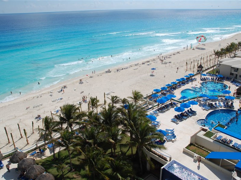 Barceló Tucancún Beach