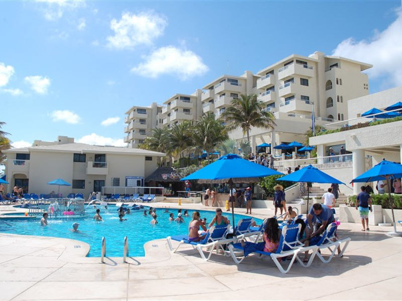 Barceló Tucancún Beach