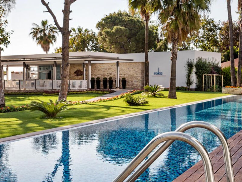 Acanthus Cennet Barut Collection