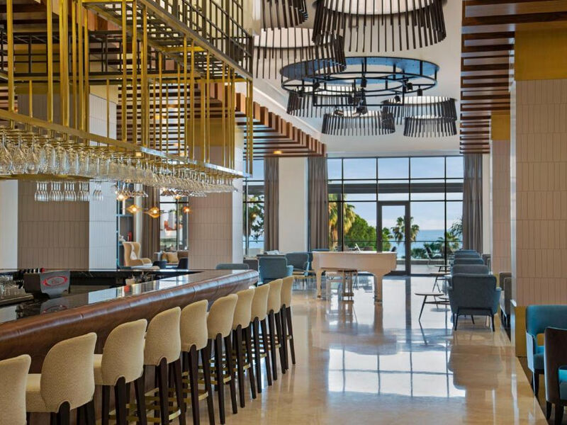 Acanthus Cennet Barut Collection