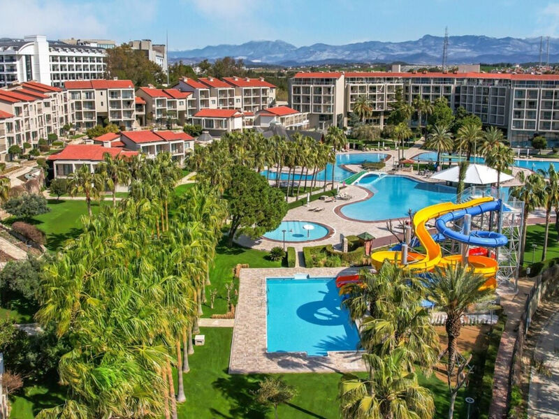 Arum Barut Collection