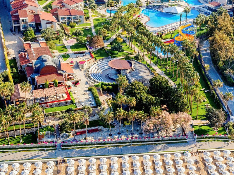 Arum Barut Collection