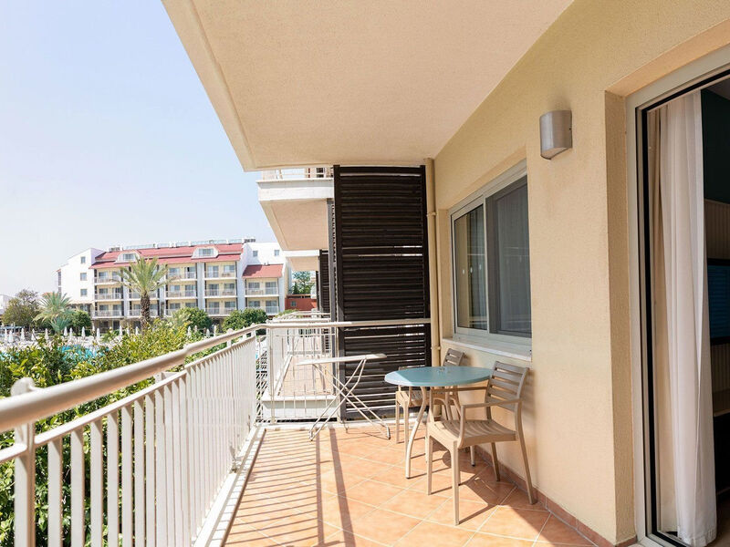 Barut B Suites