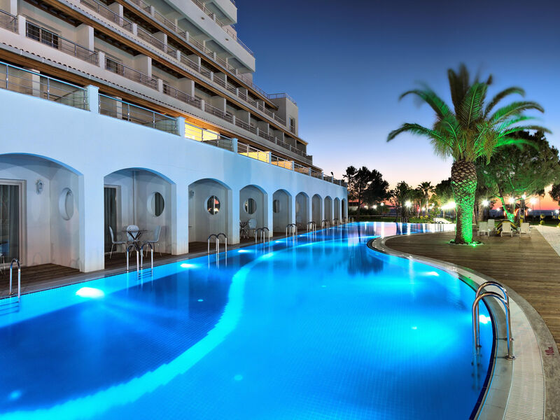 Batihan Beach Resort