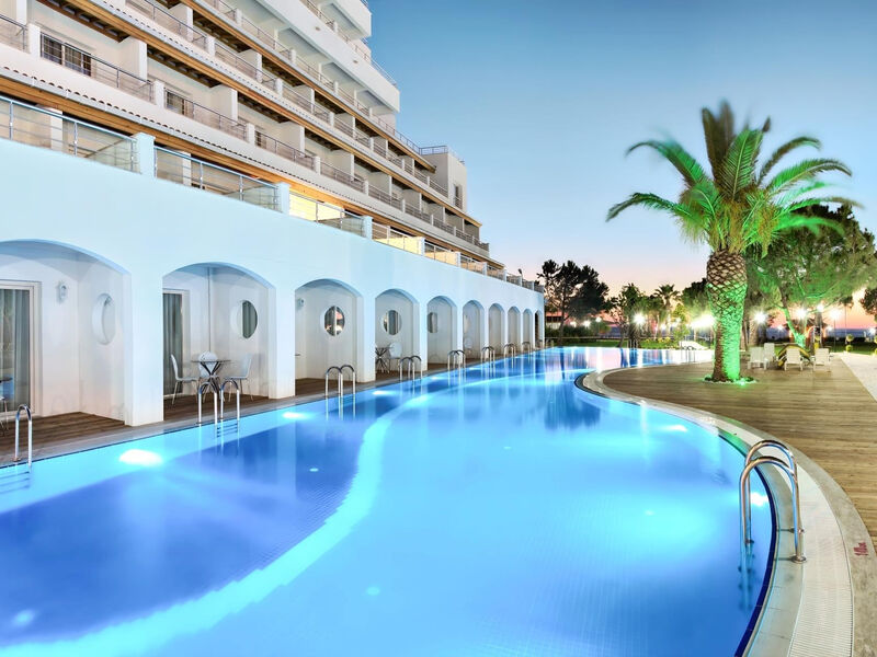 Batihan Beach Resort