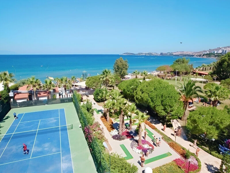 Batihan Beach Resort