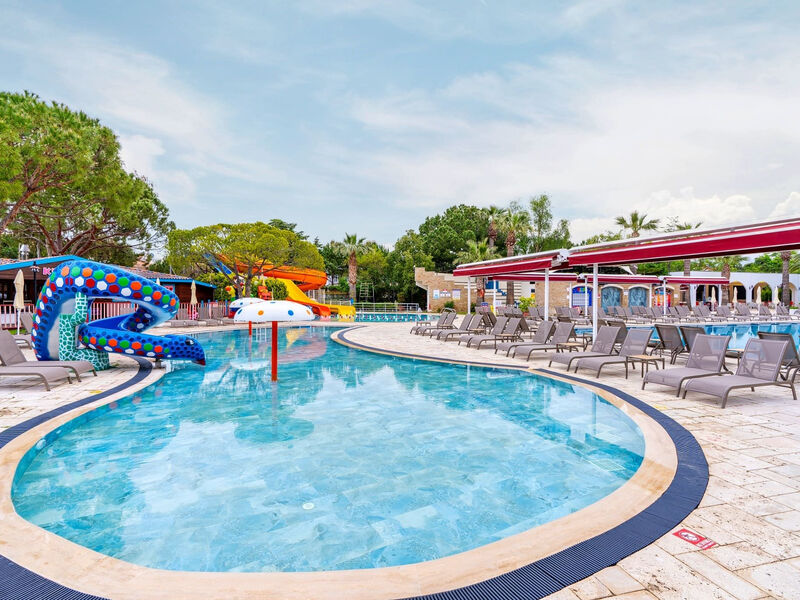 Batihan Beach Resort