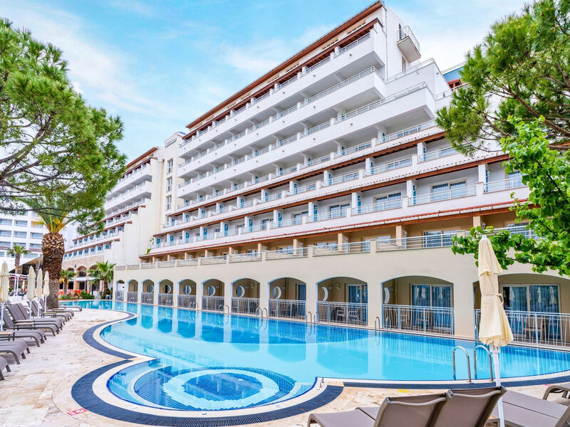 Batihan Beach Resort