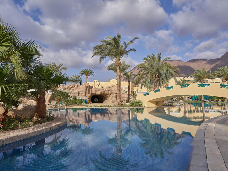 Bay View Resort