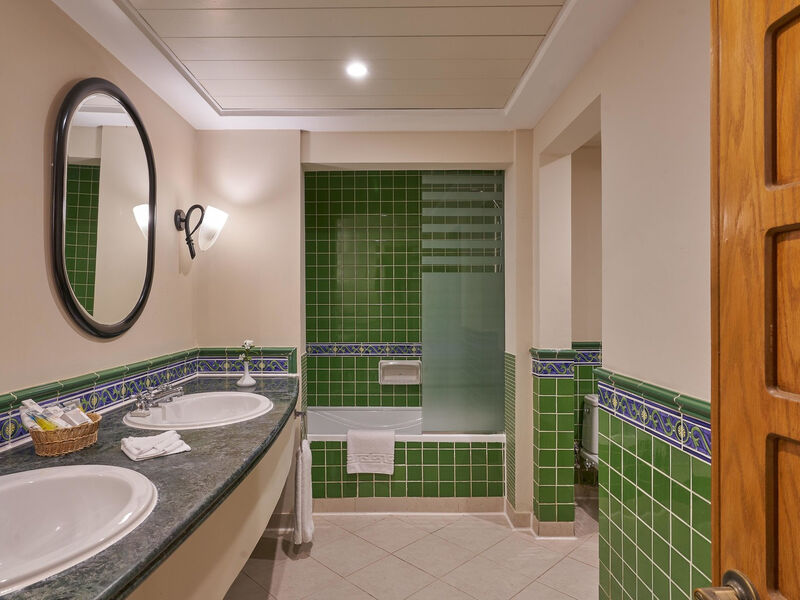 Bay View Resort