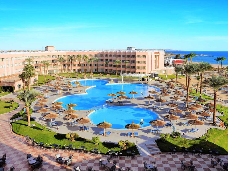 Beach Albatros Resort